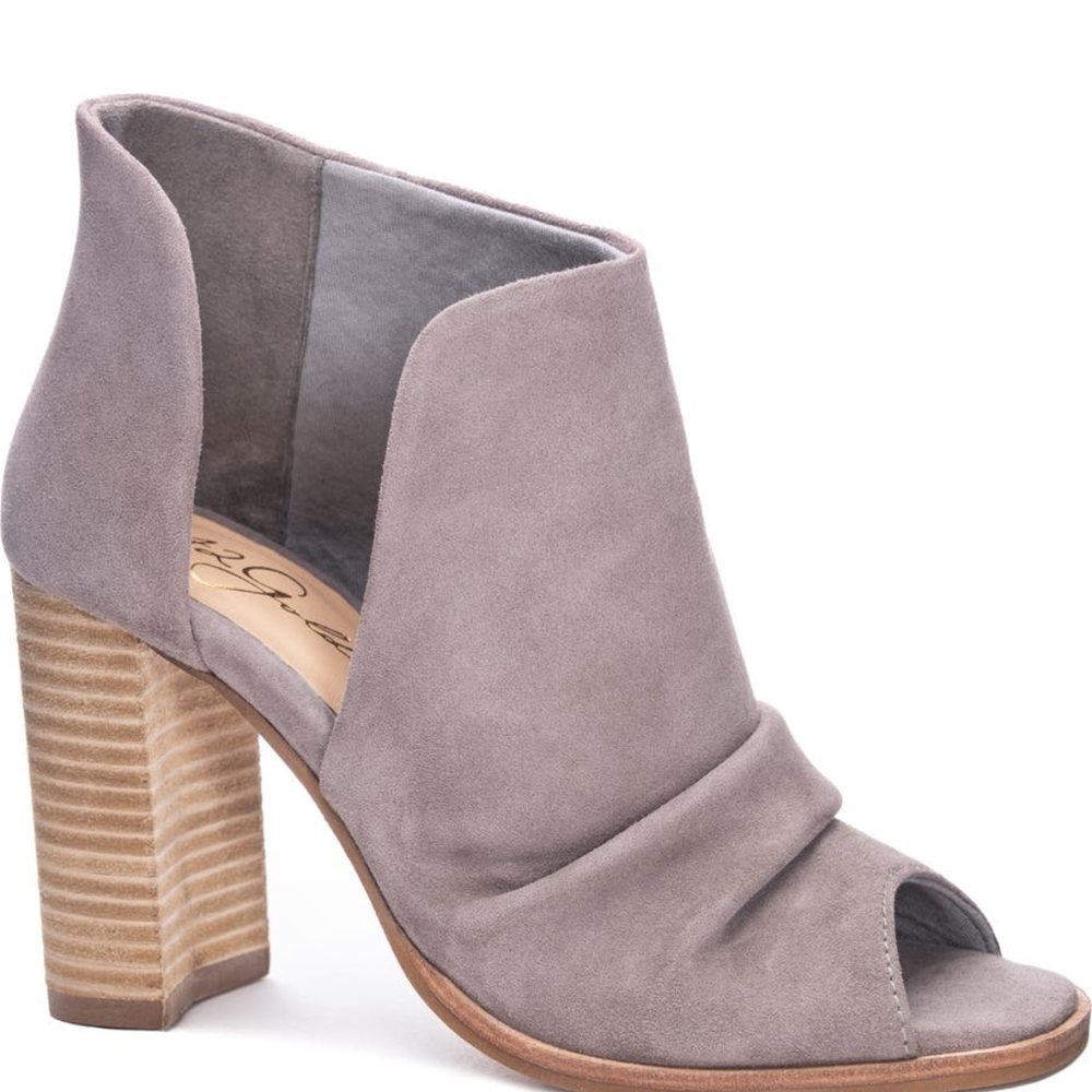 42 GOLD Taupe Peep-Toe Heeled Booties
